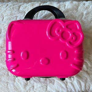 Hello Kitty travel case hard shell